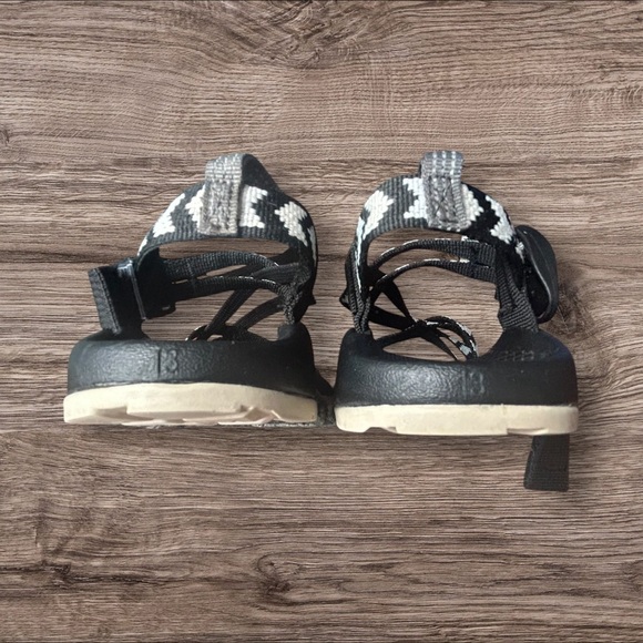 CHACO SANDALS GIRLS SIZE 13 ZX/1 ECOTREAD WHITE GRAY SANDALS - Picture 2 of 7